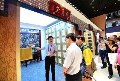 科技賦能生命終點 北京殯葬設備產品展推出智能寄存新方案